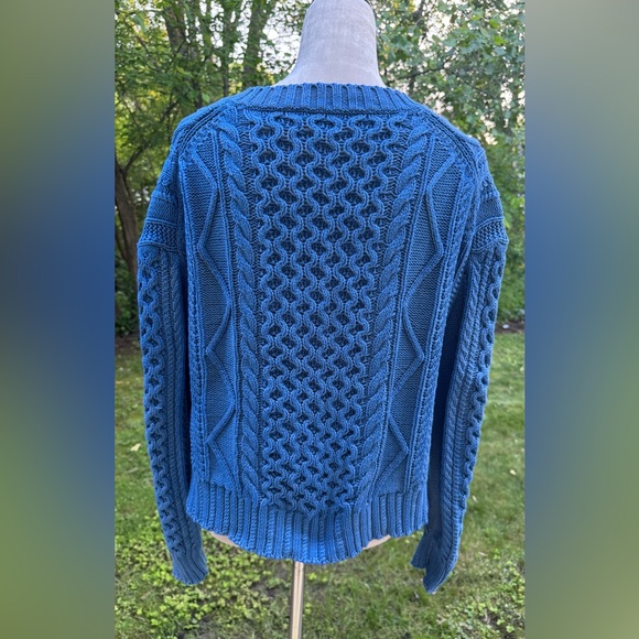 Polo Ralph Lauren Distressed M Blue Knit V Neck Sweater 100 % Cotton Cable Knit - Picture 5 of 11